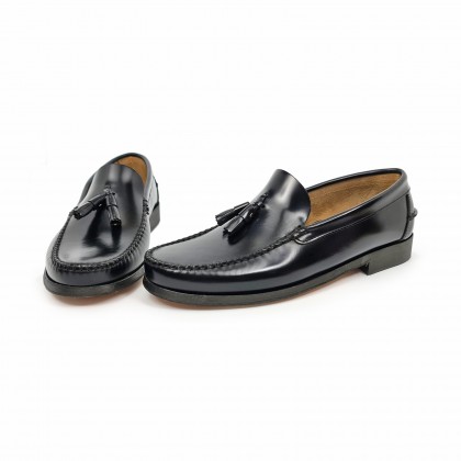 Zapatos Castellanos Hombre Piel Florentic Borlas Suela Cuero 702 Negro, de Manuel Medrano
