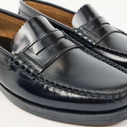 Womens Florentik Leather Beefroll Penny Loafers Rubber Sole 400 Black, by María Tovar