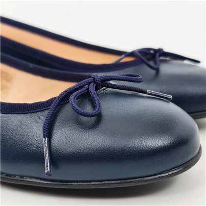 Womens Leather Flat Ballerinas Bow 7000 Navy, by Casual