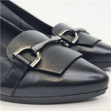Womes Leather Comfort Kiten Pumps Spool Heel MAIA22 Black, by Desireé