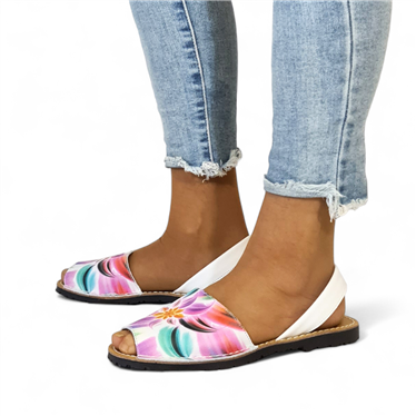 Avarcas Menorquinas Planas Mujer Piel Animal Print 512 Nude, de C.Ortuño