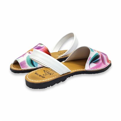 Avarcas Menorquinas Planas Mujer Piel Motivos Florales 549 Blanco, de C.Ortuño