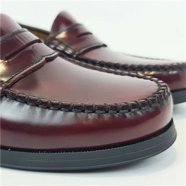 Zapatos Castellanos Mujer Piel Florentic Antifaz Suela Goma 400 Burdeos, de María Tovar