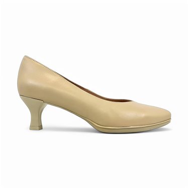 Zapatos De Salón Cómodos Mujer Piel Tacón Bajo MARI7 Beige, de Desireé