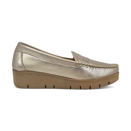 Mocasines Confort Cuña Mujer Piel Blanda Adorno Antifaz 3145 Platino, de Berelax