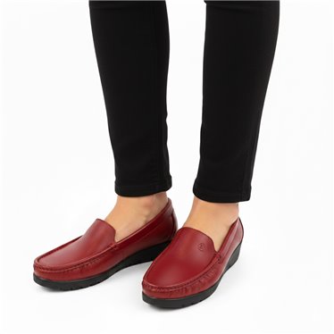 Womens Soft-Leather Loafers Low-Wedge Padded Insole Gel Footbed 17001 Red, by BeRelax