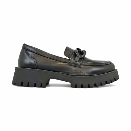 Mocasines Plataforma Mujer Piel Charol Adorno Cadena 24033 Negro, de Bda
