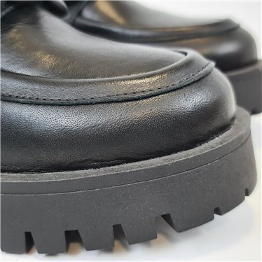 Mocasines Plataforma Mujer Piel Charol Adorno Cadena 24033 Negro, de Bda