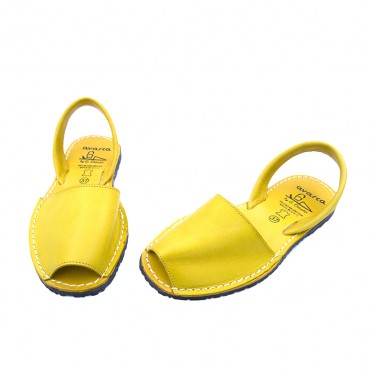 Woman Leather Menorcan Sandals Colour Insole 2010-S Yellow, by C. Ortuño