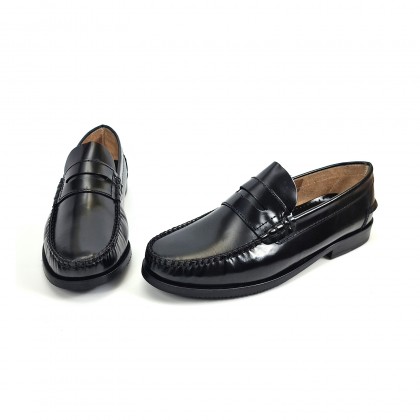 Man Florentic Leather Penny Loafers Non-slip Leather and Rubber Sole 7000 Black, by Urban Jungles