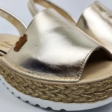 Woman Metallic Leather Menorcan Sandals Platform Padded Insole 1256 Platinum, by Eva Mañas